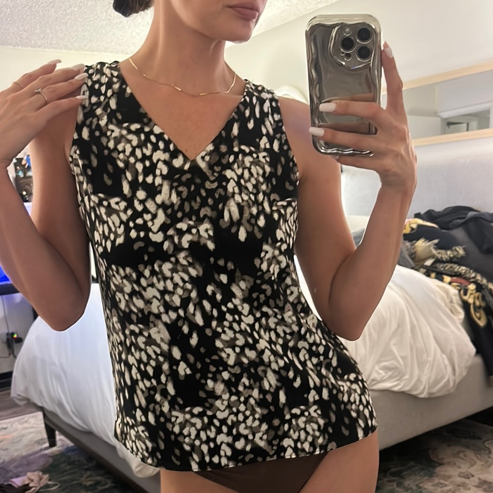 Nine West Black and White Floral Tank Top